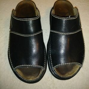 Dr. Martens size 6 vintage clogs/mules.